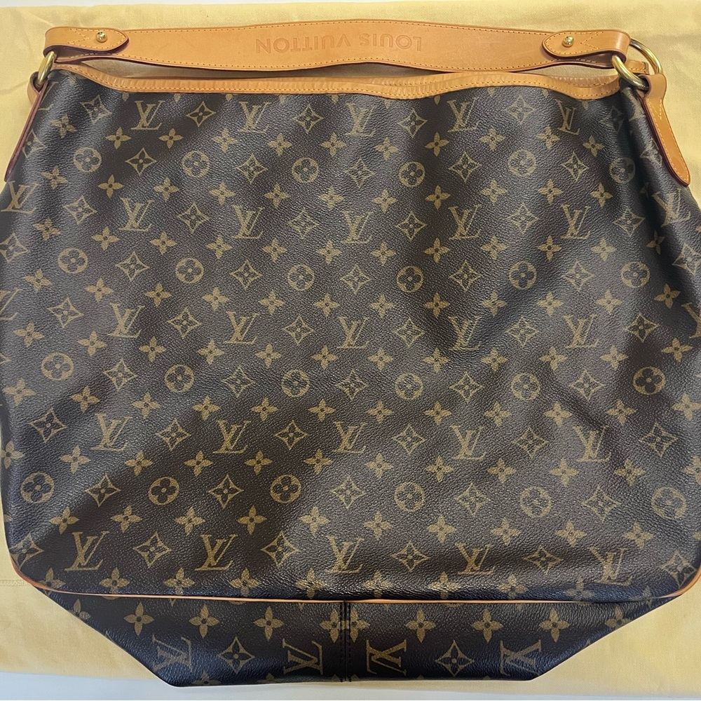 Louis Vuitton Delightful GM Monogram Large Tote
Priced to sell - Picture 3 of 17